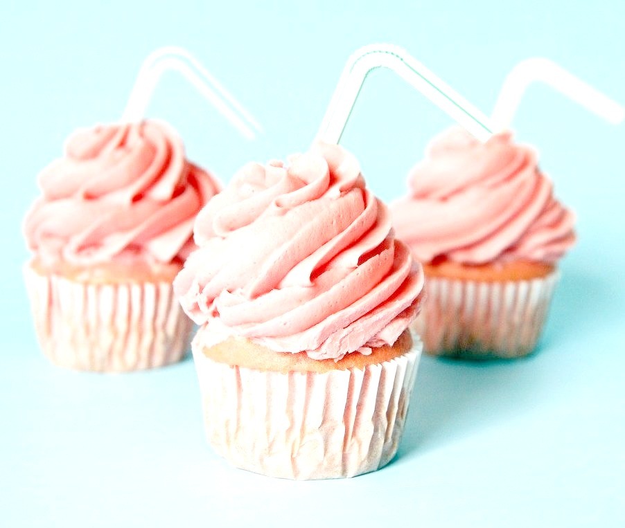 Recipe: Cosmopolitan Cupcakes