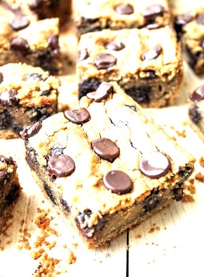 Vegan/GF Peanut Butter & Chocolate Chickpea Cookie Bars